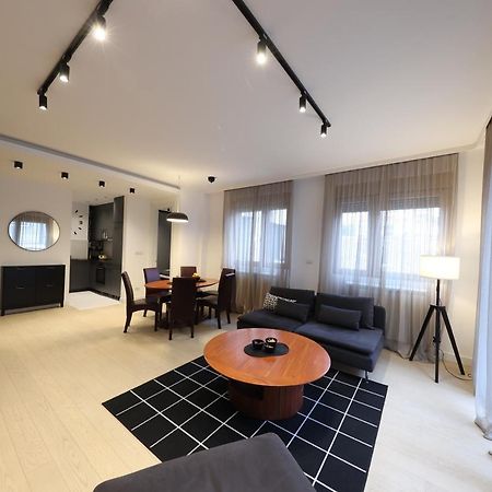 Modern Apartment In The Heart Of Beograd Bagian luar foto