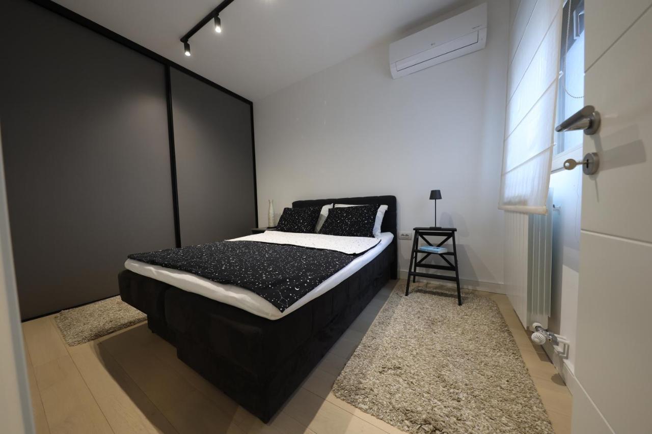 Modern Apartment In The Heart Of Beograd Bagian luar foto