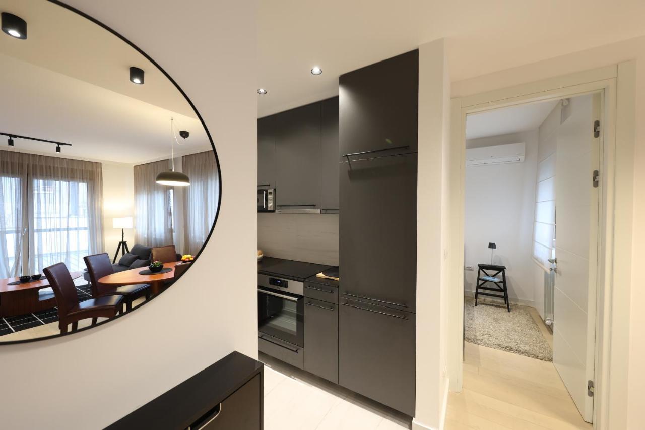 Modern Apartment In The Heart Of Beograd Bagian luar foto